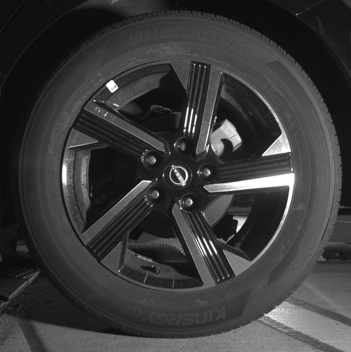 Used 2025 Nissan Sentra SV image 14