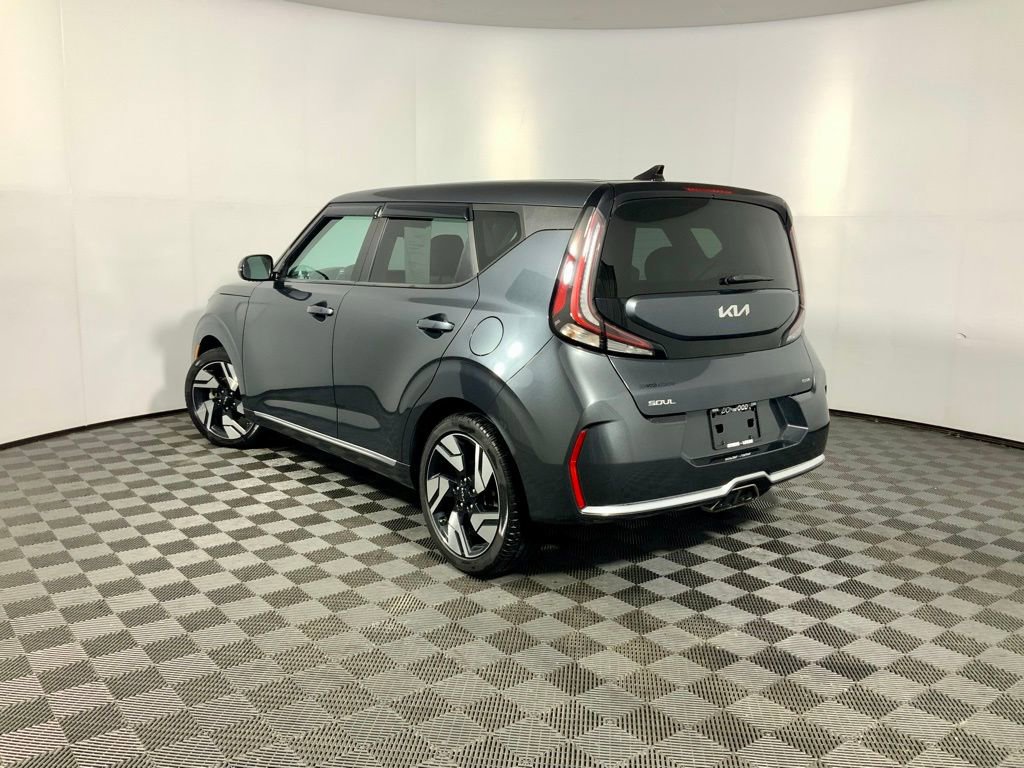 Used 2023 Kia Soul GT-Line w/ GT-Line Technology Package image 13