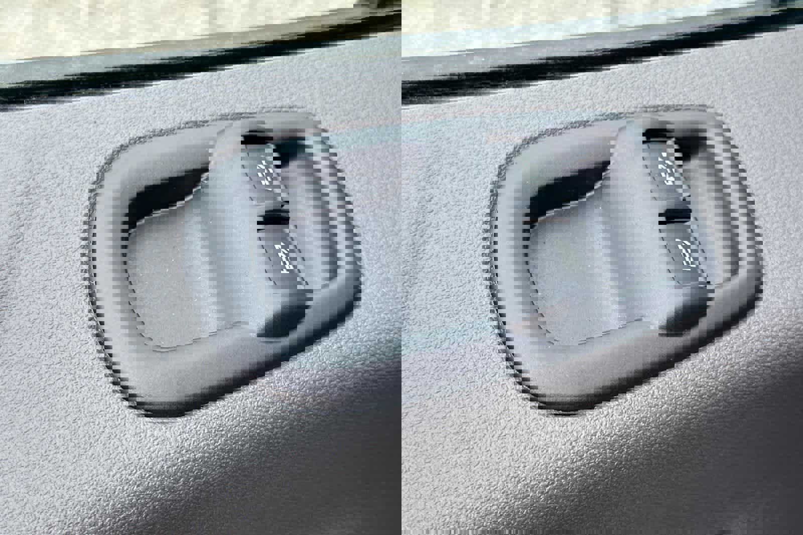 New 2026 Ford Transit 250 148 Medium Roof w/ Load Area Protection Package image 13