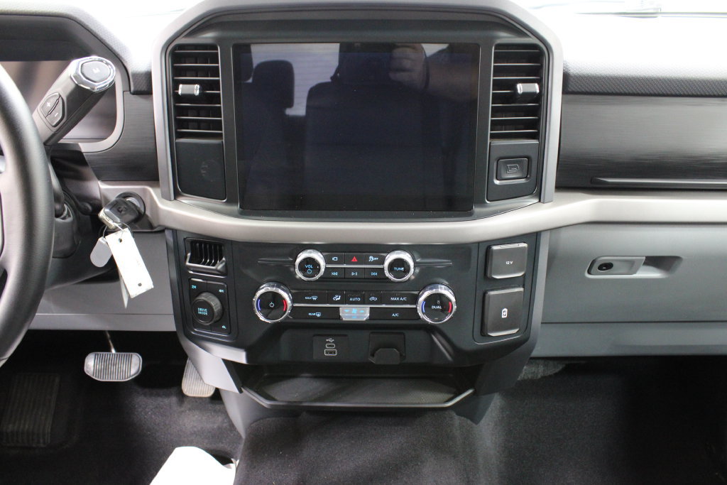 Used 2025 Ford F150 XLT w/ Equipment Group 301A Standard AWD/4WD image 20