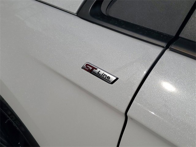 Certified 2024 Ford Edge ST-Line image 6