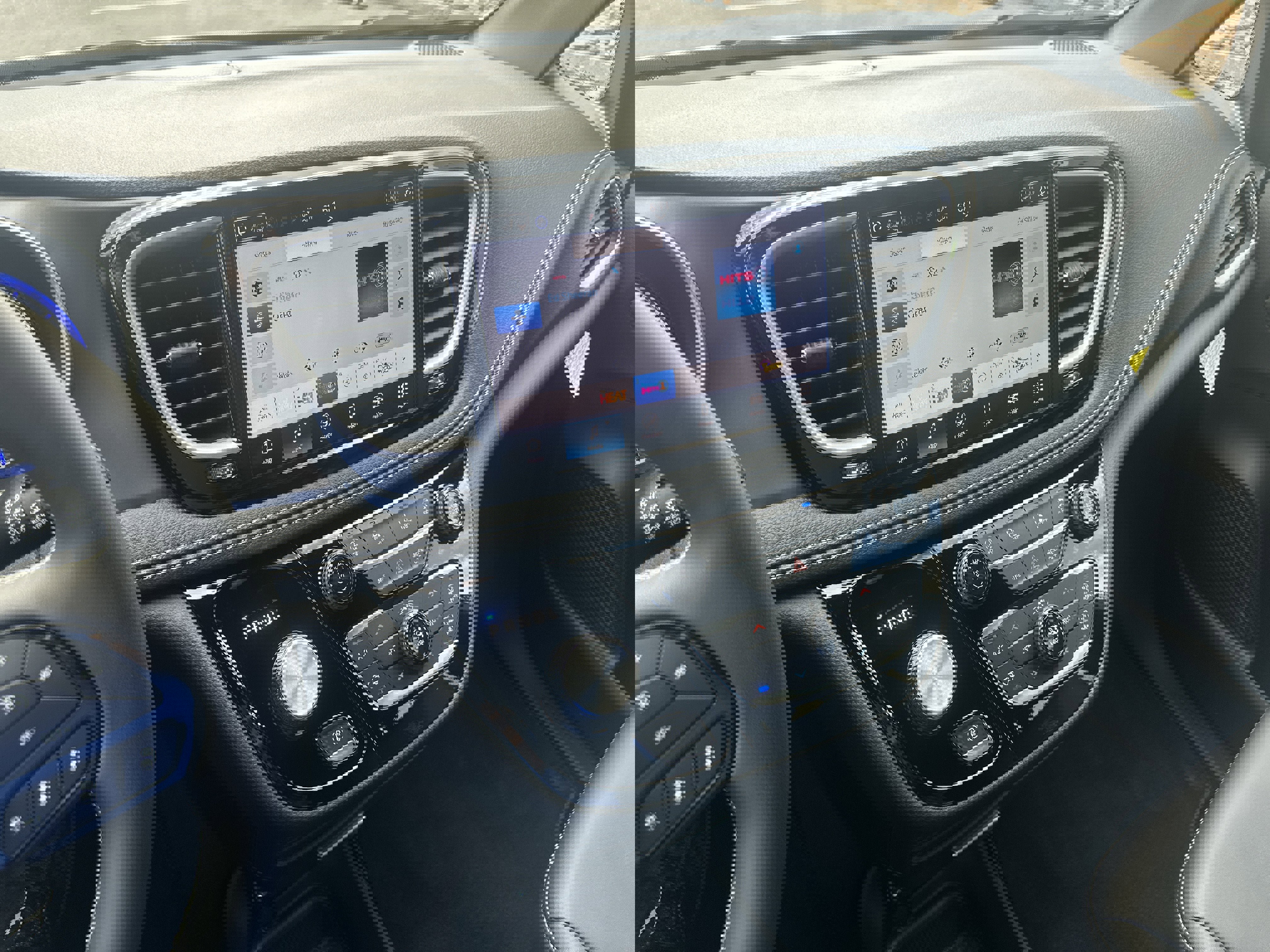 New 2026 Chrysler Pacifica Select image 35