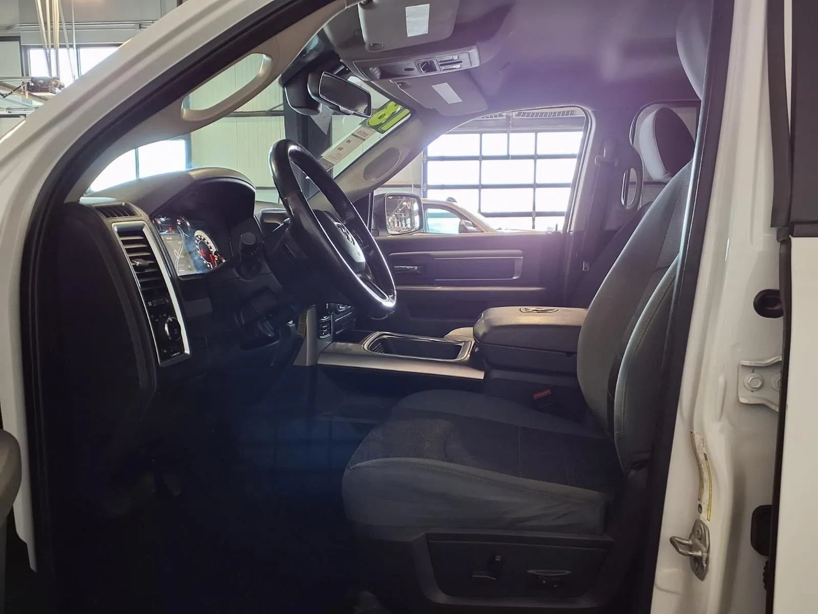 Used 2018 RAM 1500 Big Horn AWD/4WD image 16