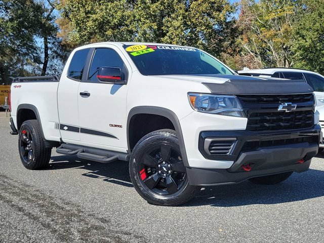 Used 2021 Chevrolet Colorado LT w/ Redline Special Edition image 36
