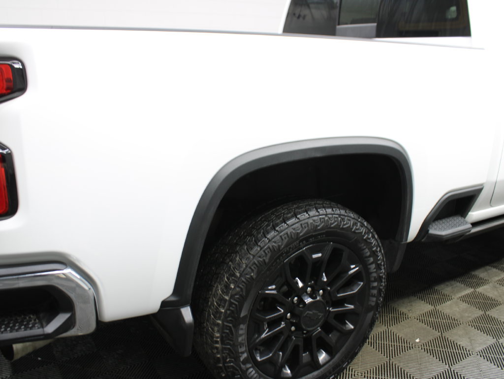Used 2025 Chevrolet Silverado 2500 LTZ w/ LTZ Premium Package AWD/4WD image 45