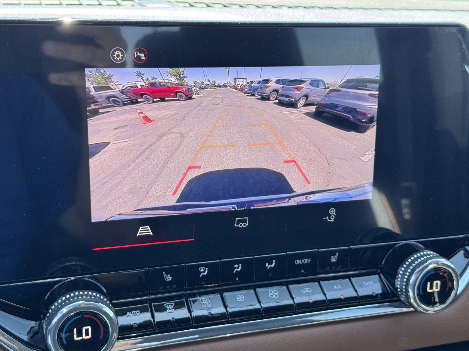 New 2026 GMC Canyon AT4 AWD/4WD image 18