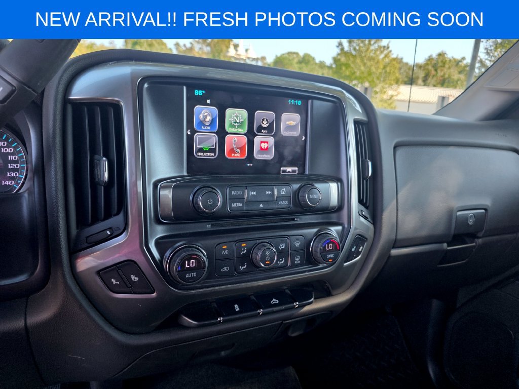 Used 2018 Chevrolet Silverado 1500 LT w/ All Star Edition RWD image 9