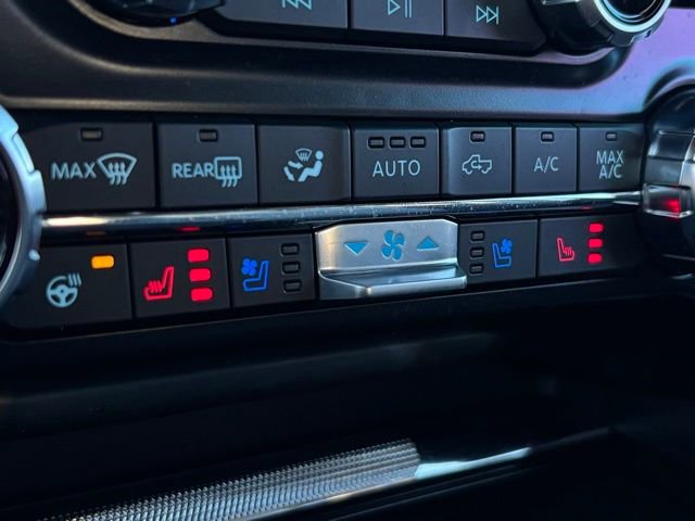 Used 2023 Ford F150 Raptor w/ Raptor Carbon Fiber Package image 38