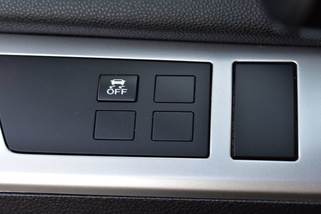 Used 2012 MAZDA MAZDA3 i Sport FWD image 37