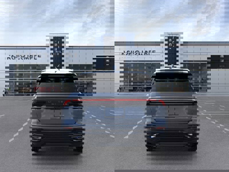 New 2026 Lincoln Nautilus Premier image 5