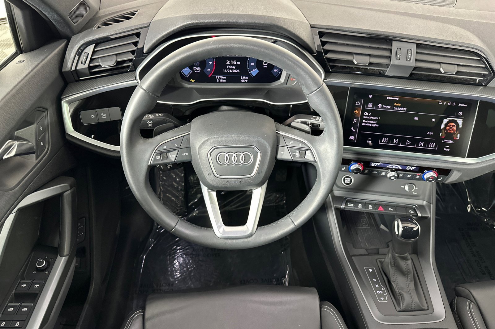 Used 2025 Audi Q3 2.0T Premium image 13