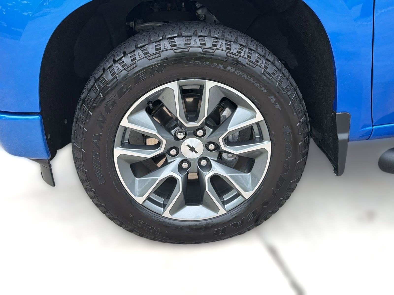 Certified 2025 Chevrolet Silverado 1500 RST AWD/4WD image 11