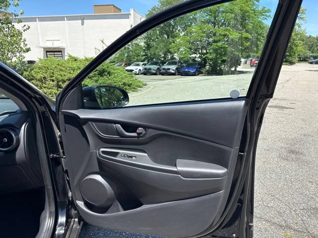 Used 2023 Hyundai Kona SEL w/ Cargo Package AWD/4WD image 36