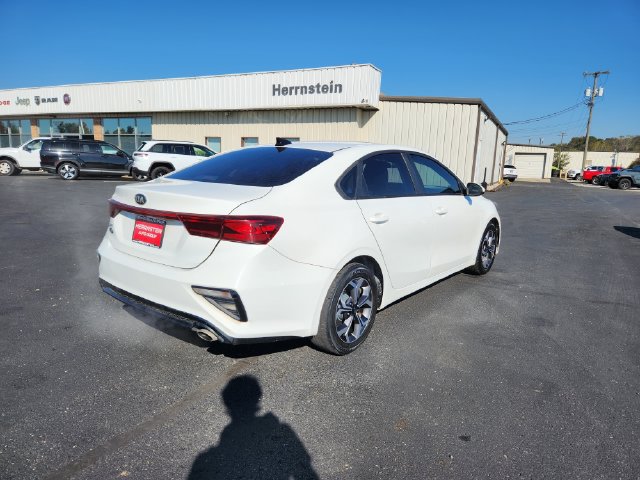 Used 2021 Kia Forte LXS FWD image 28