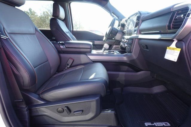 New 2025 Ford F150 Lariat w/ Equipment Group 501A Mid image 16