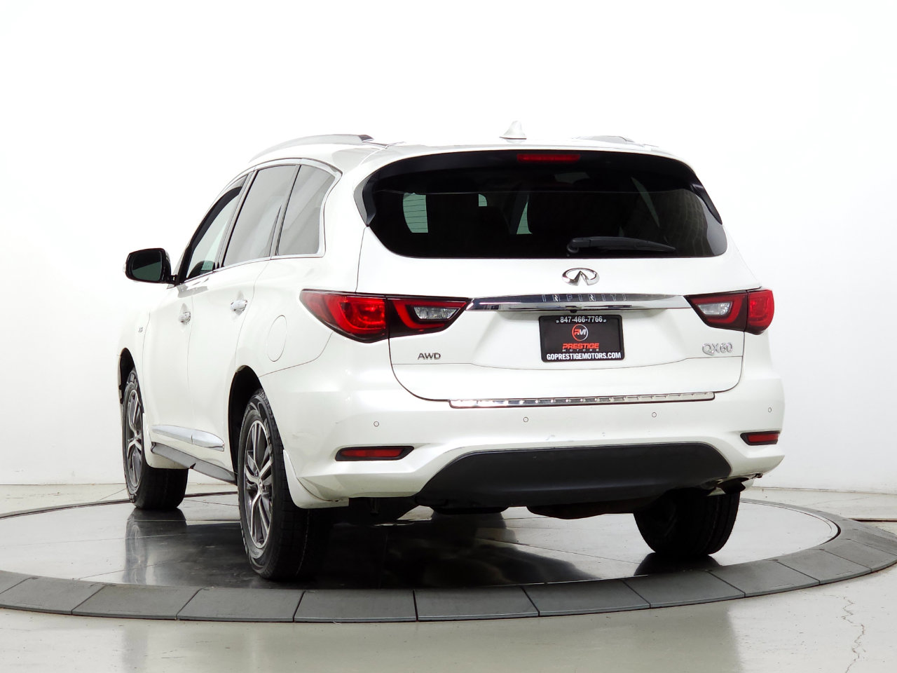 Used 2019 INFINITI QX60 Luxe w/ Essential Package image 6