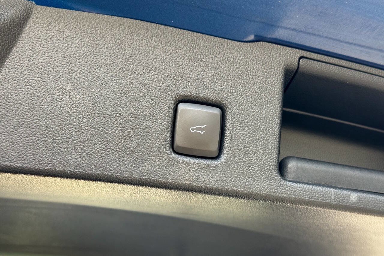 Used 2022 Ford Escape SE w/ Convenience Package AWD/4WD image 18