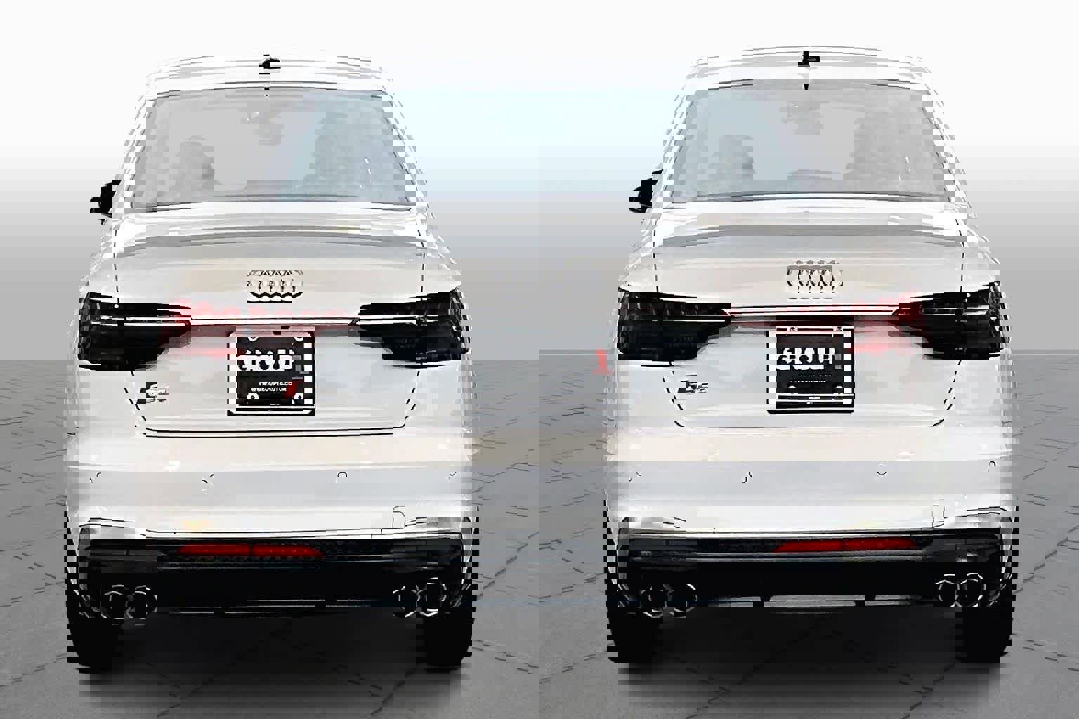 Used 2023 Audi S4 Premium Plus w/ Premium Plus Package image 5