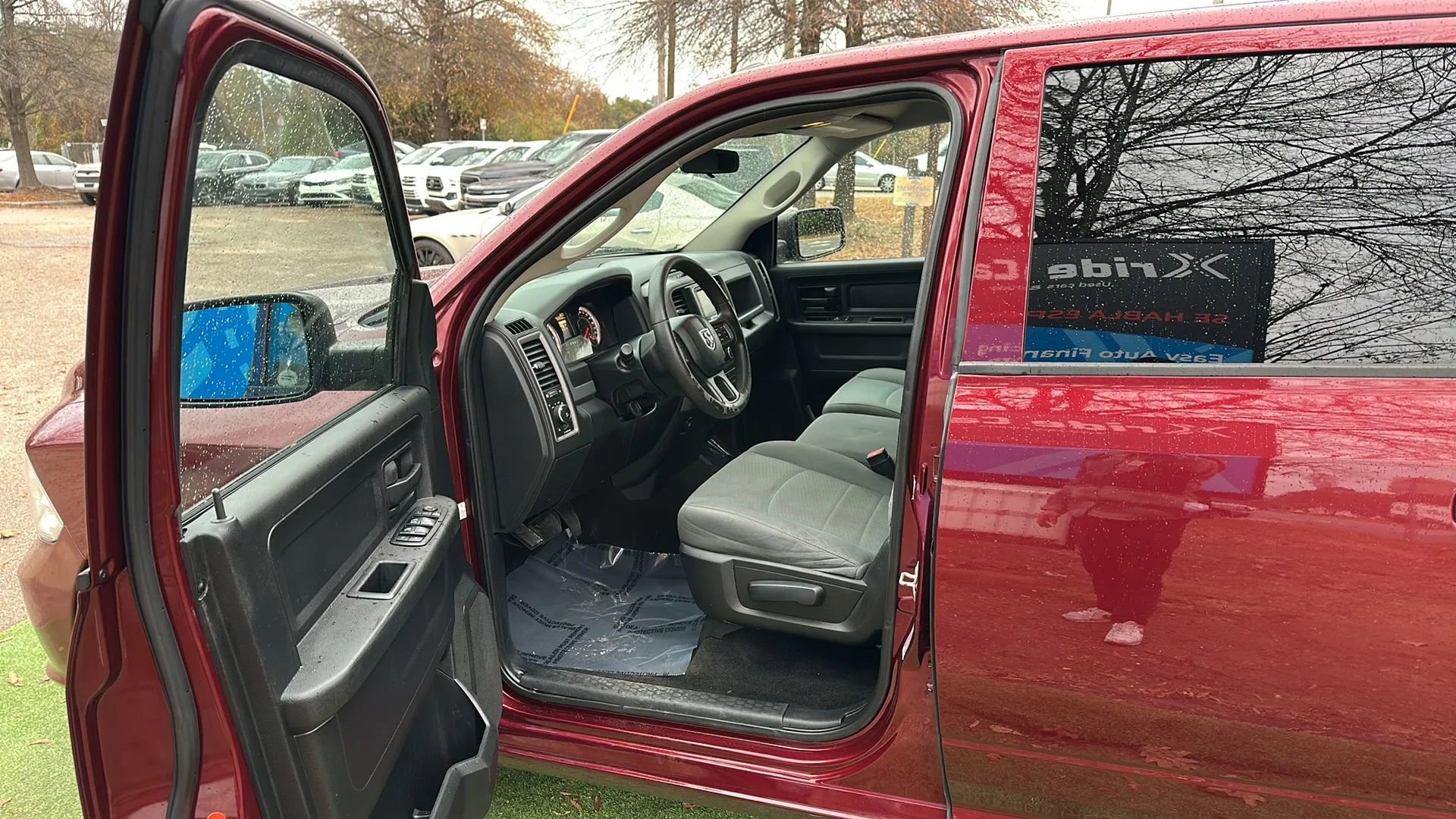 Used 2017 RAM 1500 Express image 17