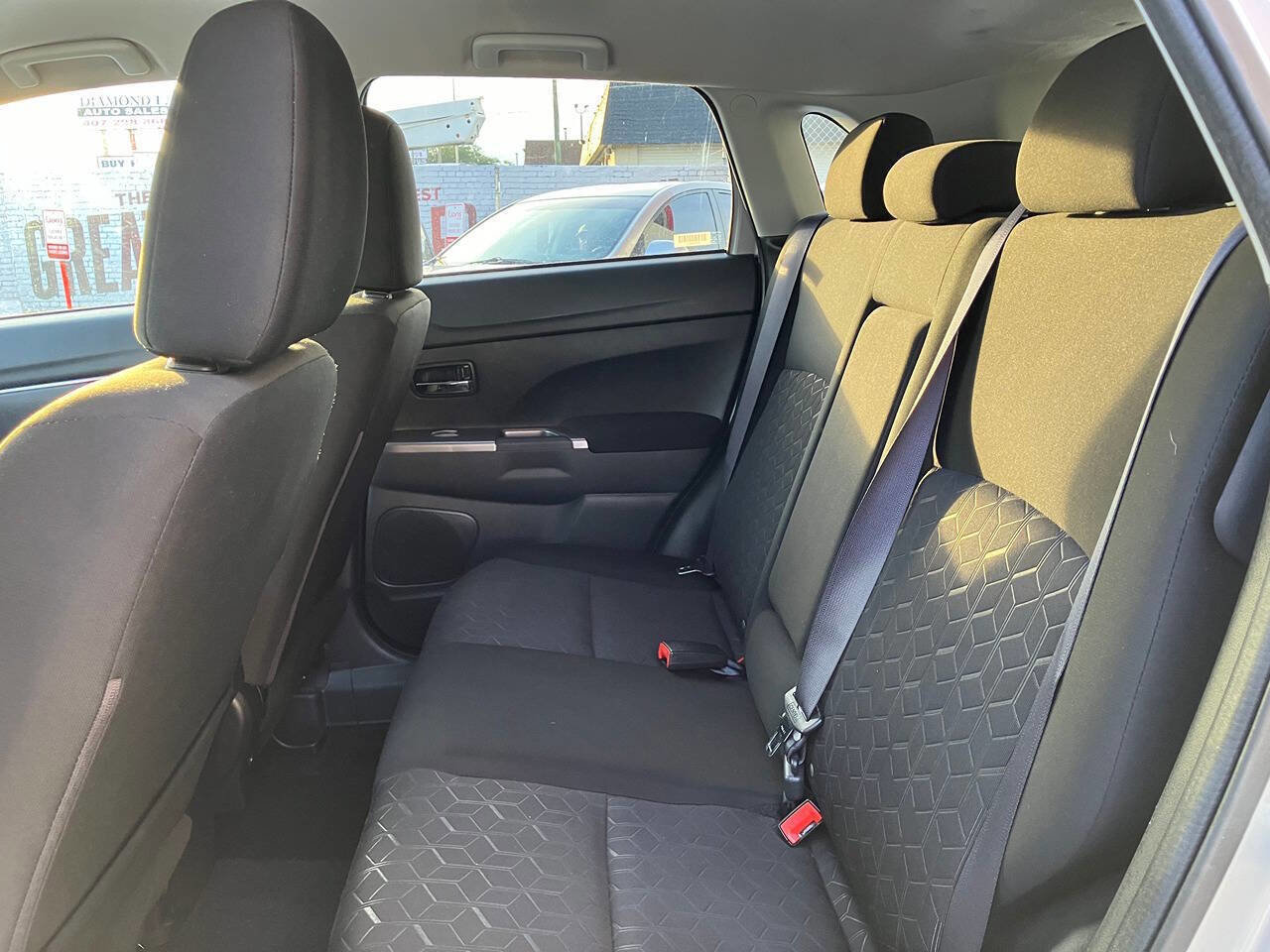 Used 2021 Mitsubishi Outlander Sport SE image 7