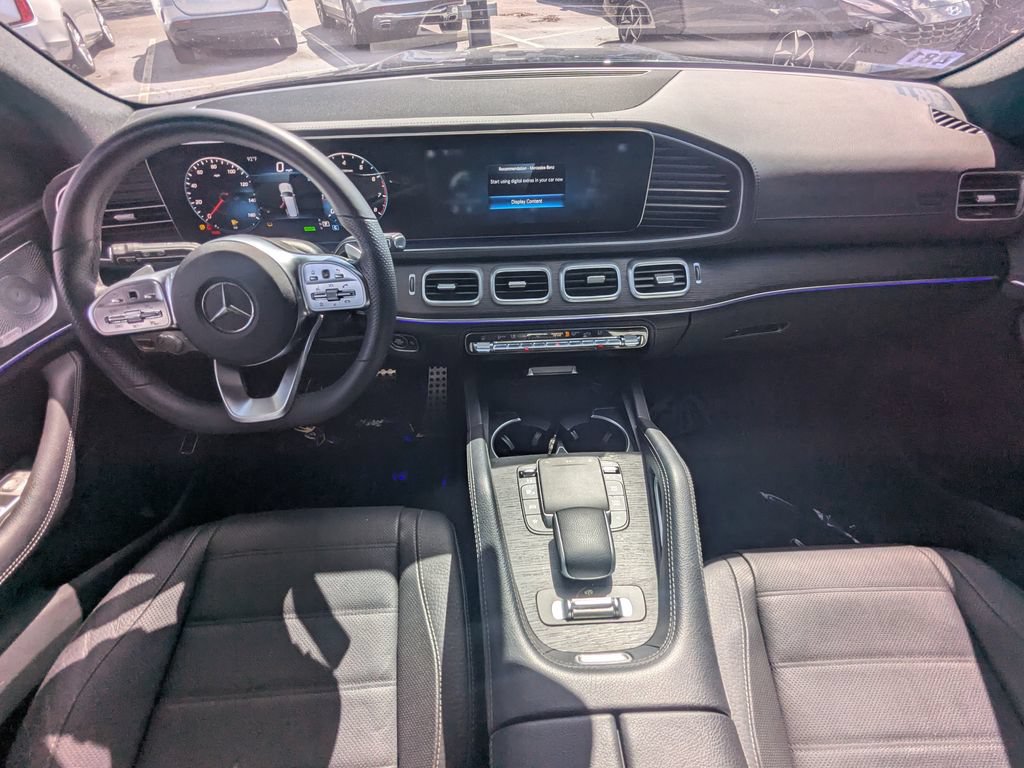 Used 2023 Mercedes-Benz GLS 450 4MATIC image 2