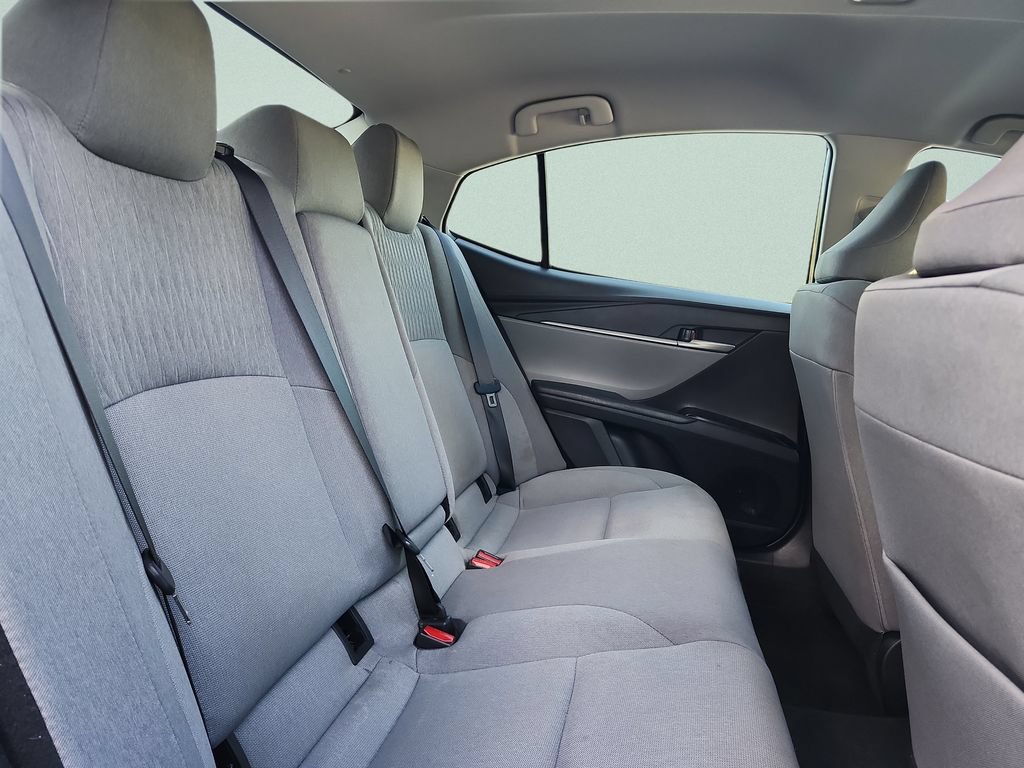 Used 2025 Toyota Camry LE FWD image 33