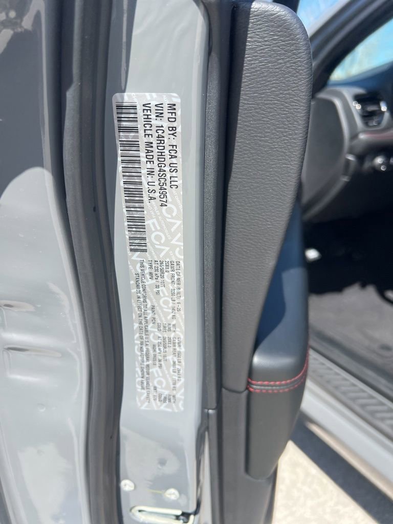 Used 2025 Dodge Durango GT w/ Blacktop Package image 26