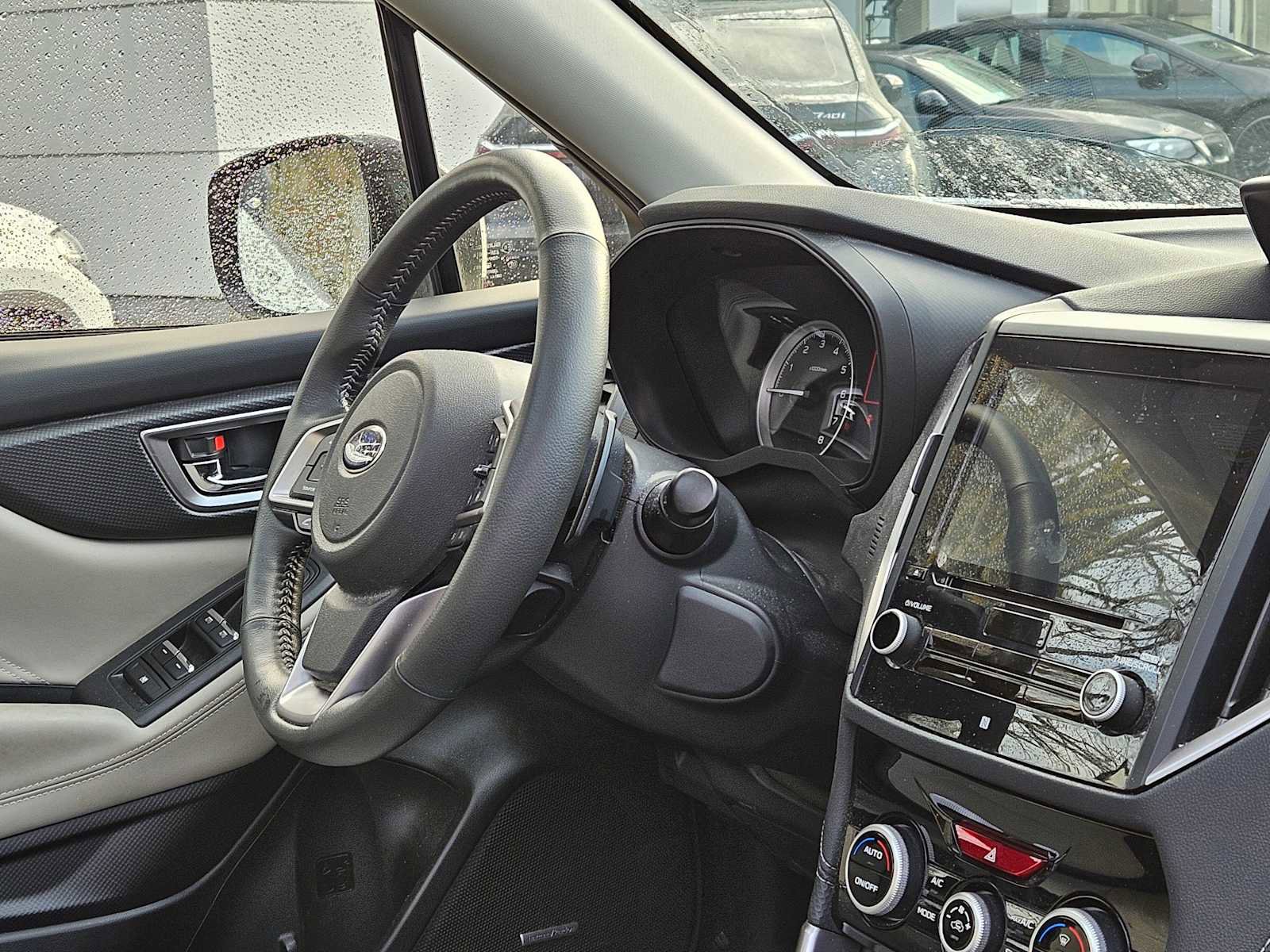 Used 2021 Subaru Forester Limited image 9