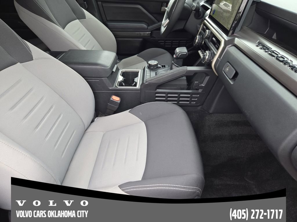 Used 2025 Toyota Tacoma TRD Off-Road w/ TRD Off Road Upgrade Package AWD/4WD image 14