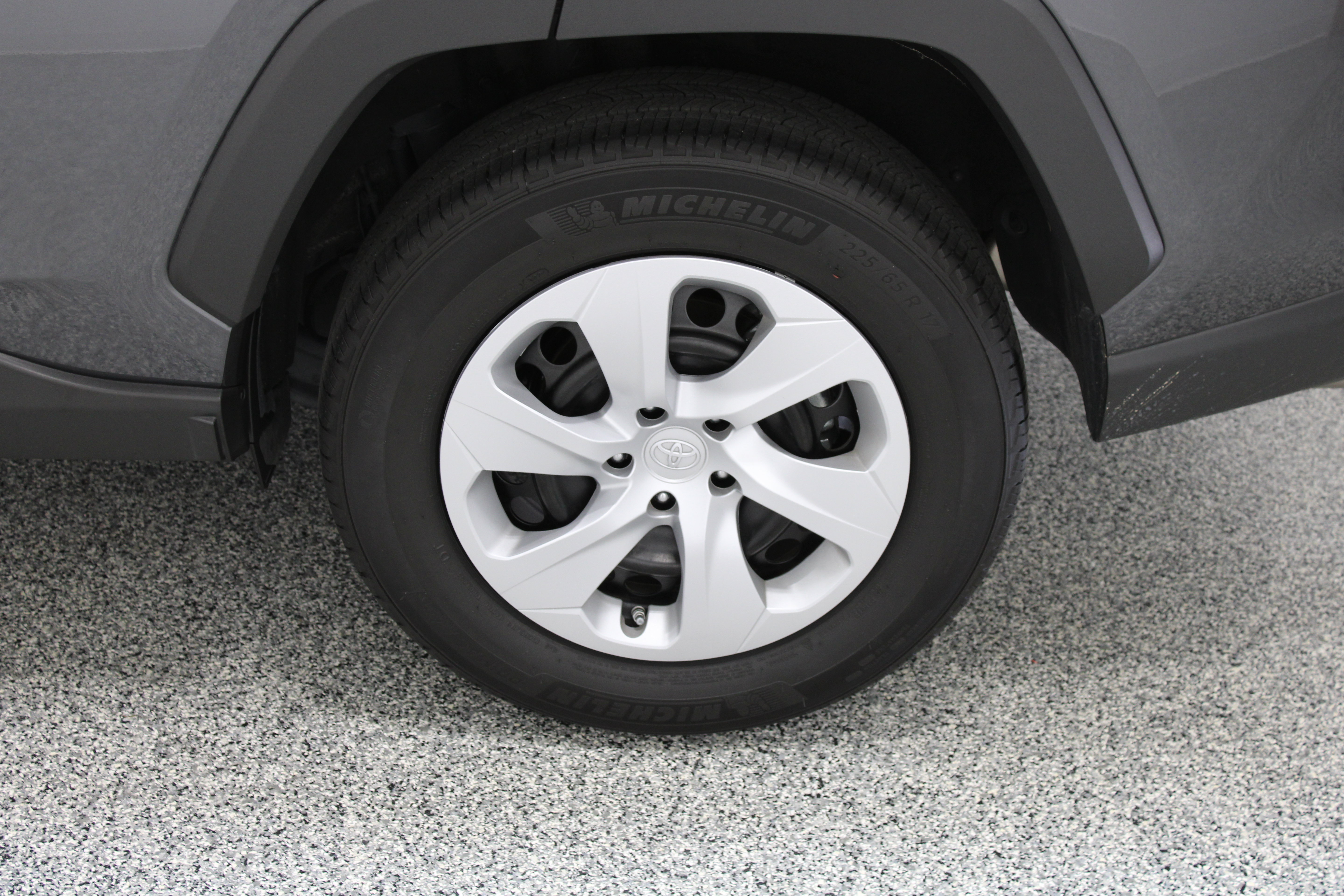 Certified 2024 Toyota RAV4 LE FWD image 10