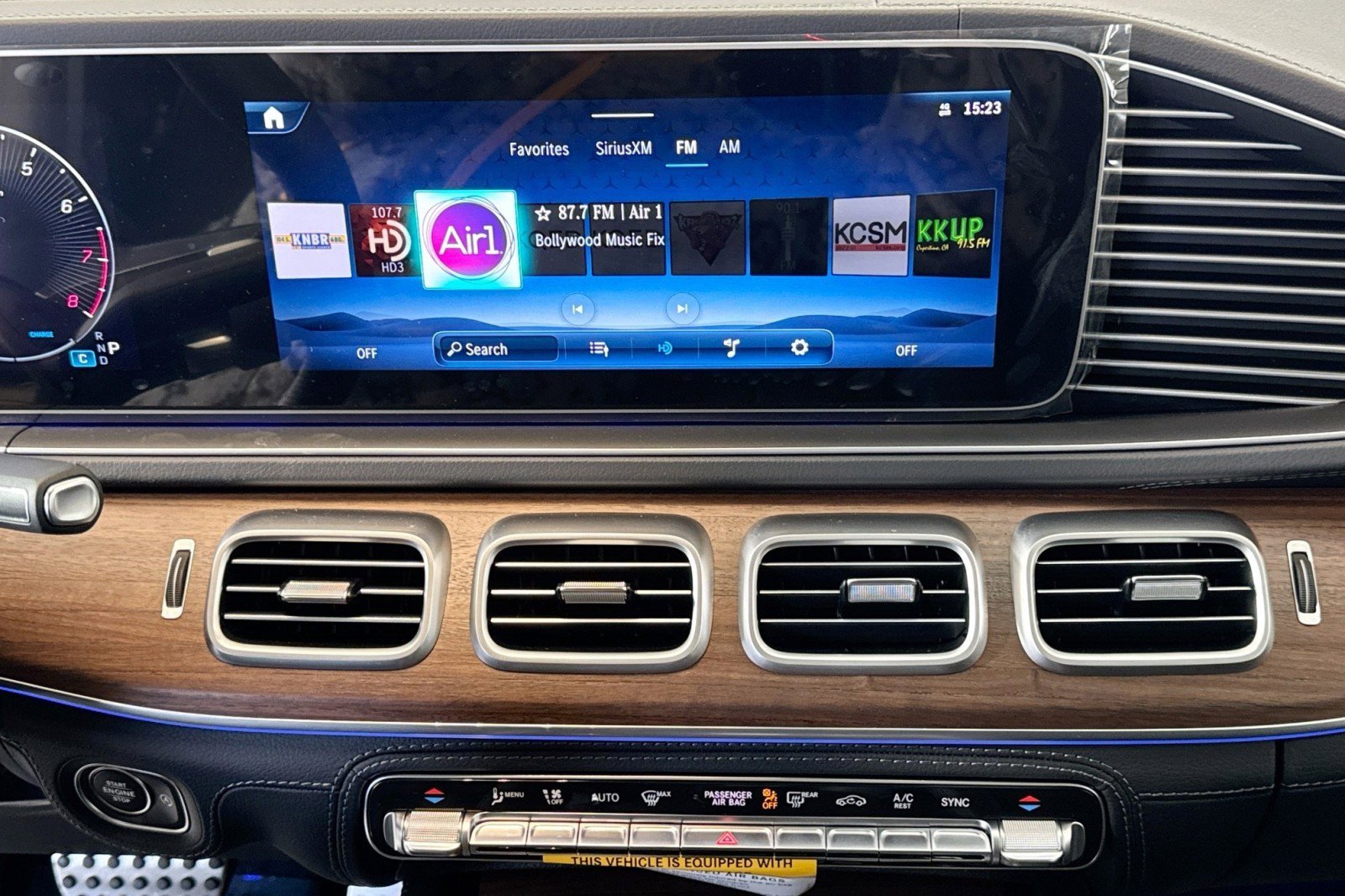 New 2026 Mercedes-Benz GLS 580 4MATIC image 14