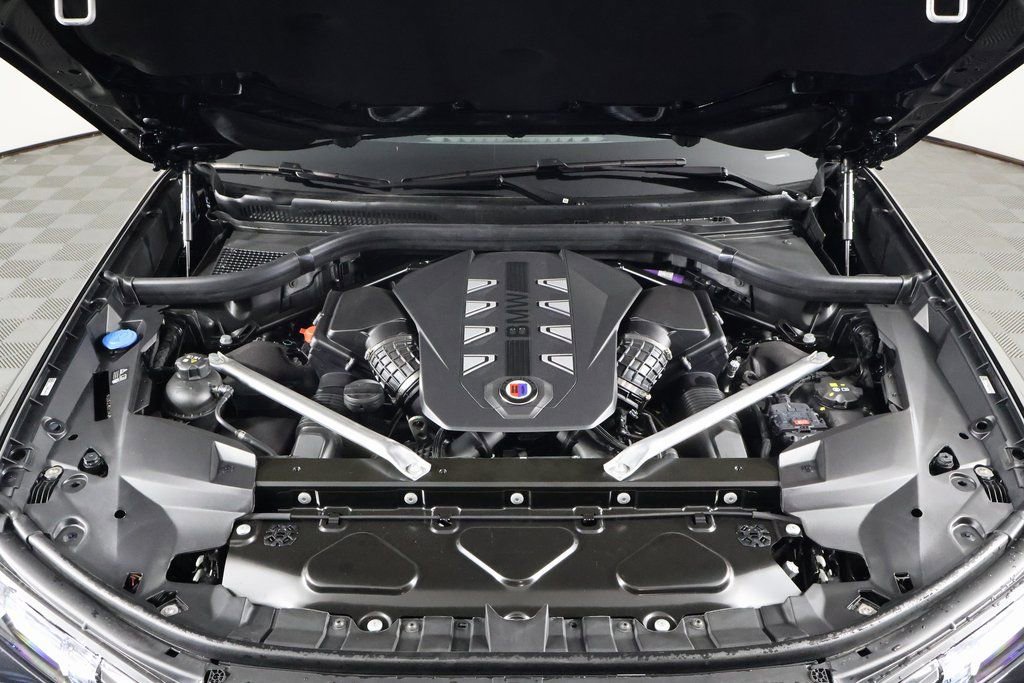 New 2026 BMW ALPINA XB7 image 10
