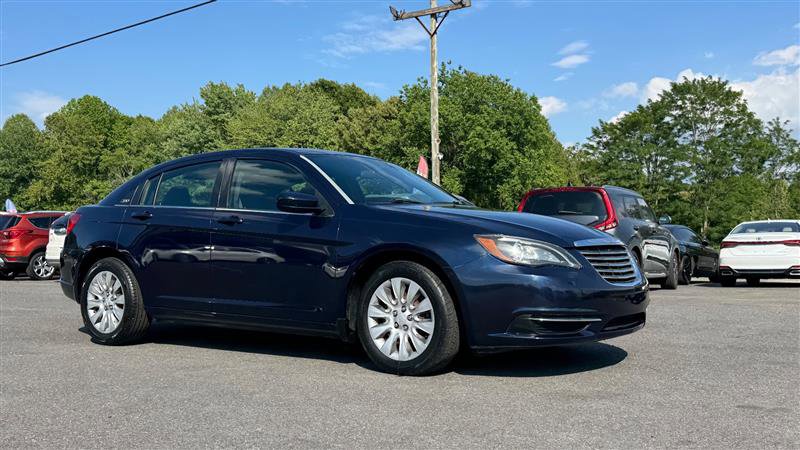 Used 2014 Chrysler 200 LX FWD image 7
