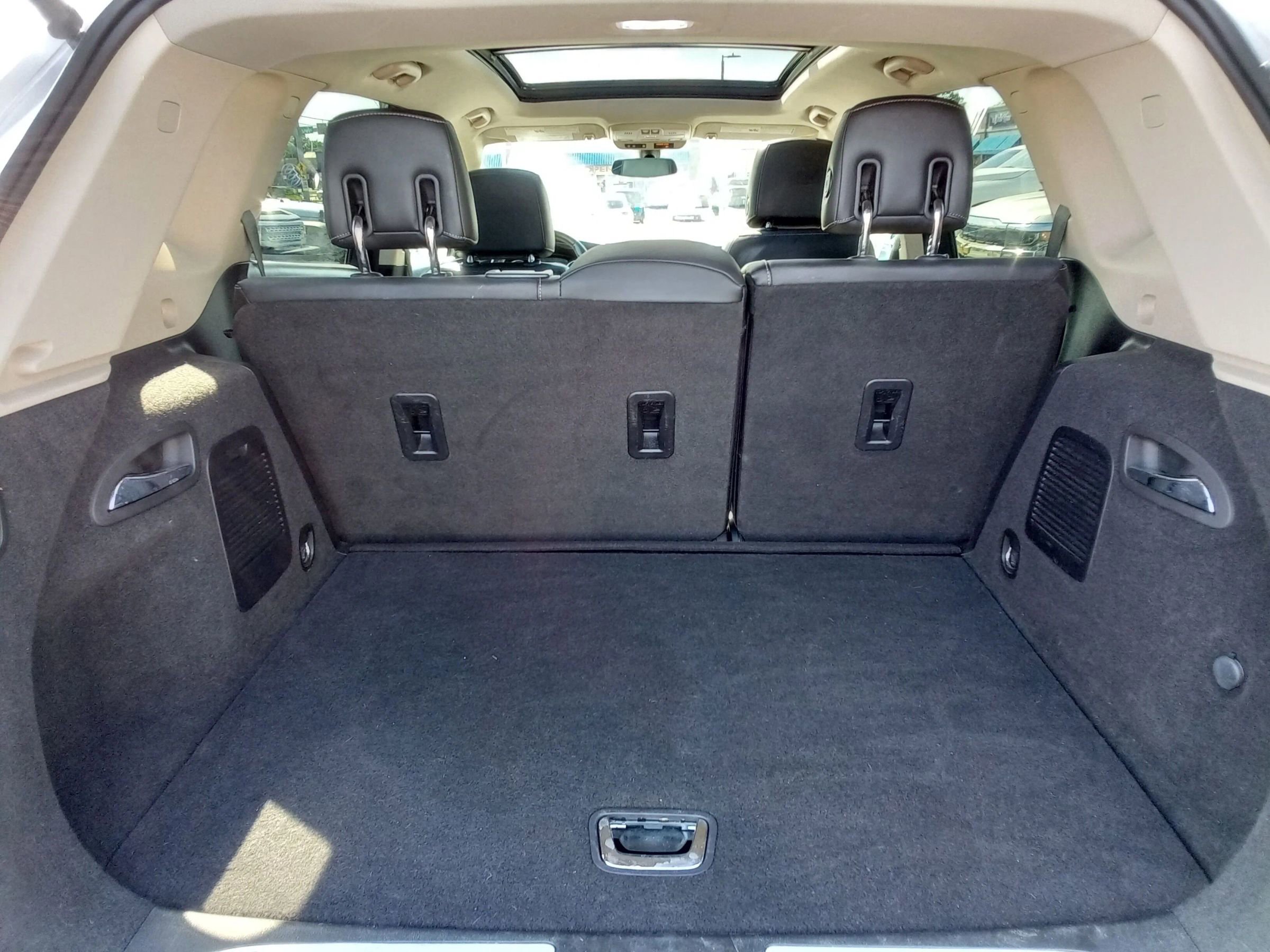 Used 2017 Buick Envision Essence FWD image 21