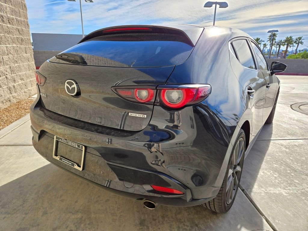 Used 2022 MAZDA MAZDA3 s image 3