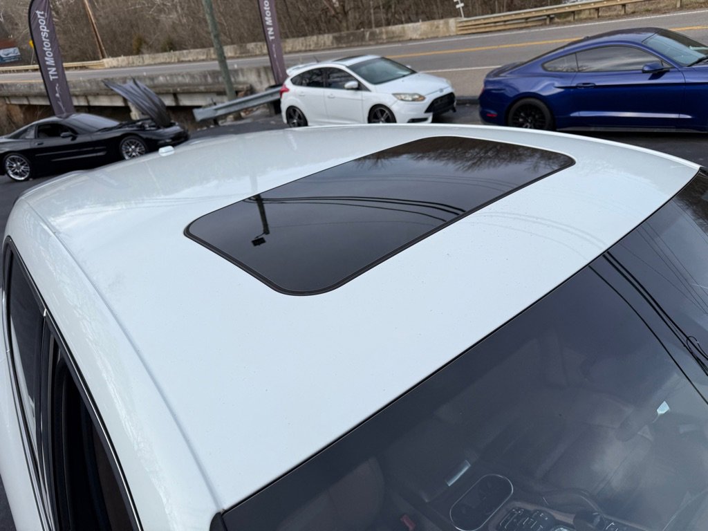 Used 2013 Porsche Cayenne Turbo w/ Premium Pkg Plus image 31