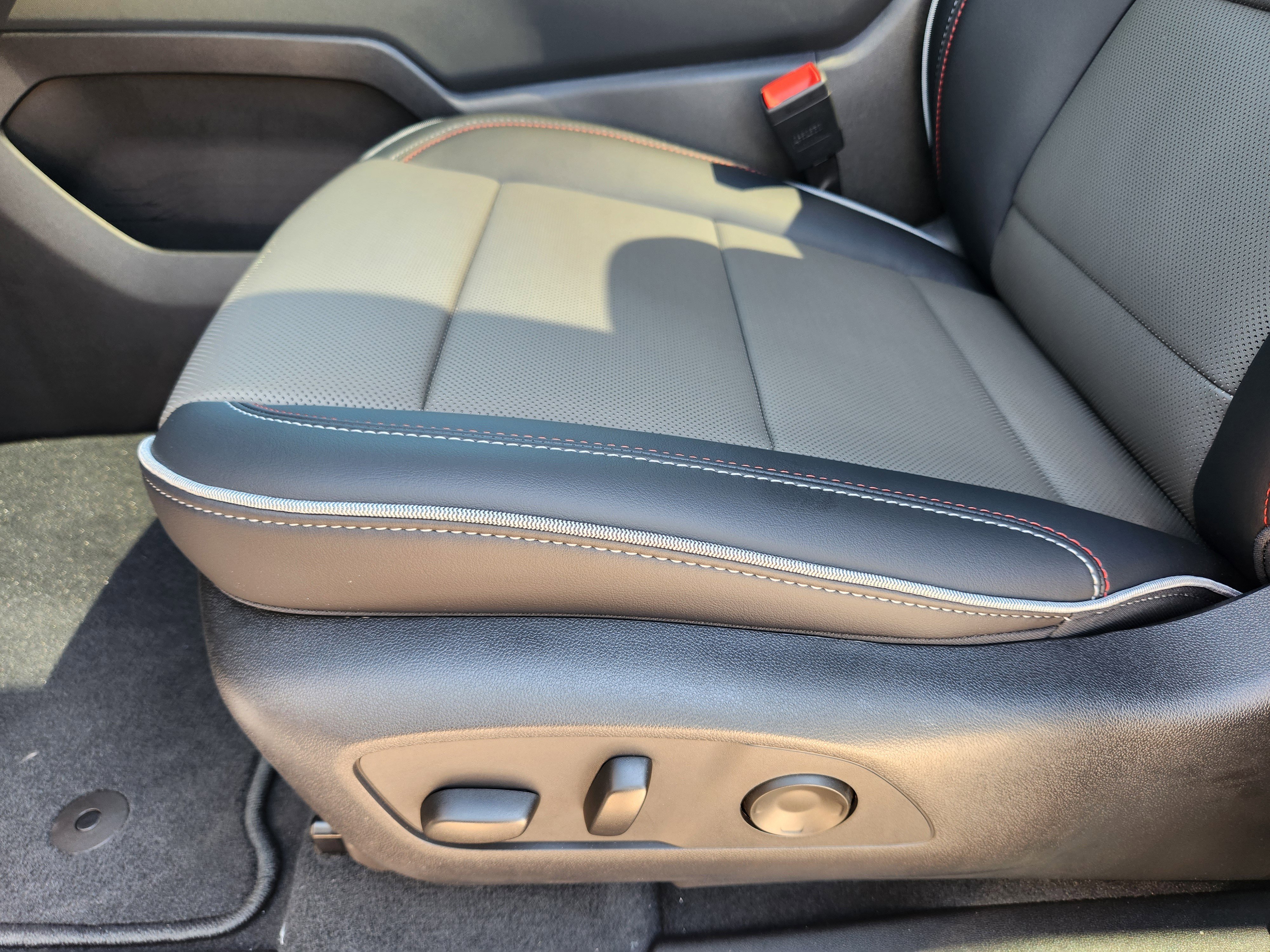 New 2026 Chevrolet Silverado EV Trail Boss w/ Premium Package image 19