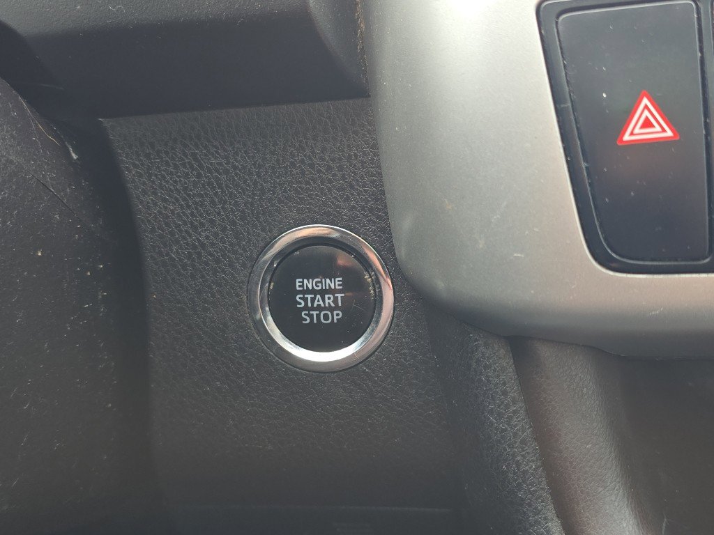 Used 2014 Toyota Highlander Limited Platinum image 31