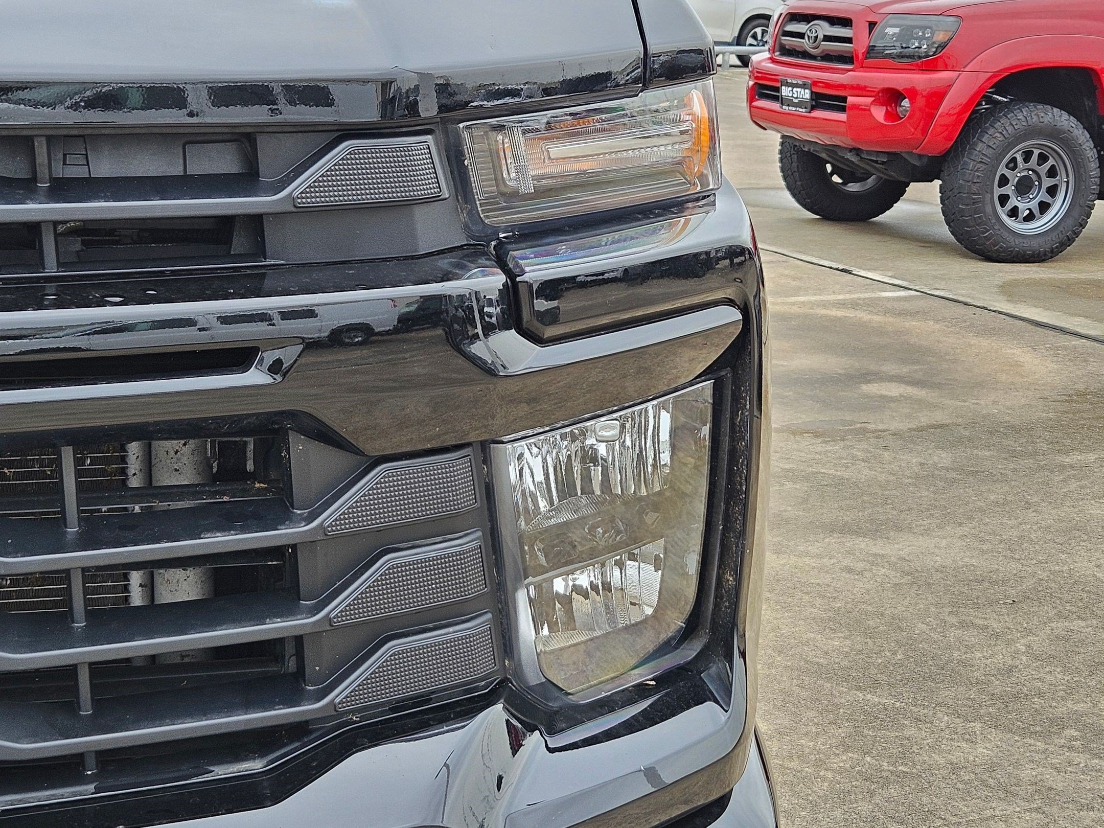 Used 2025 Chevrolet Silverado 2500 Custom w/ Custom Convenience Package AWD/4WD image 12