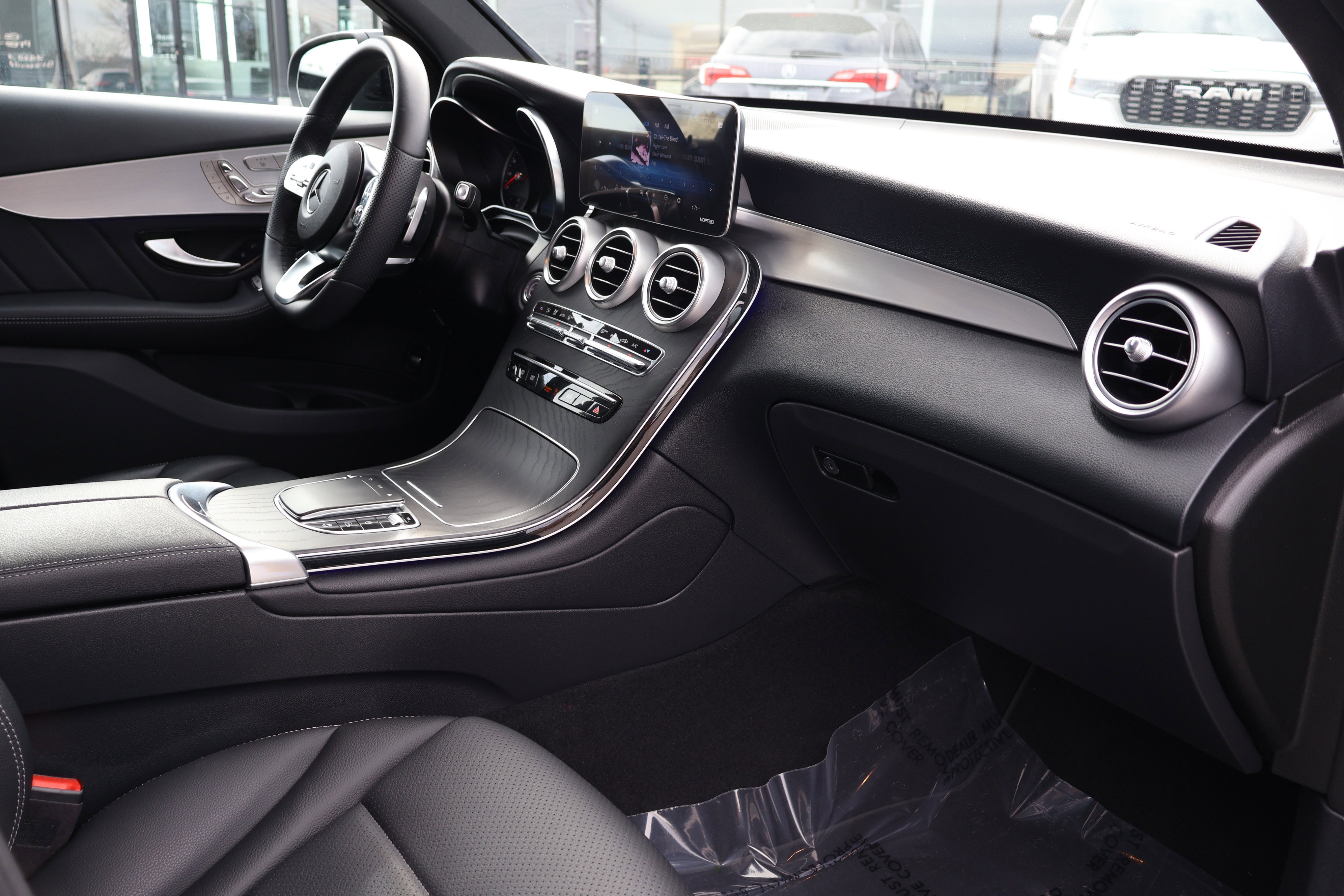 Certified 2022 Mercedes-Benz GLC 300 image 27