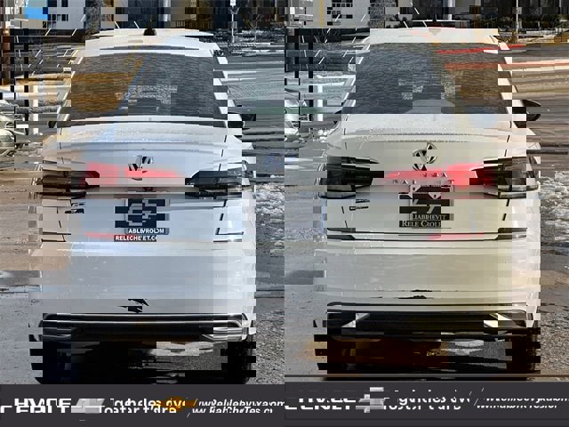 Used 2020 Volkswagen Passat 2.0T S image 5