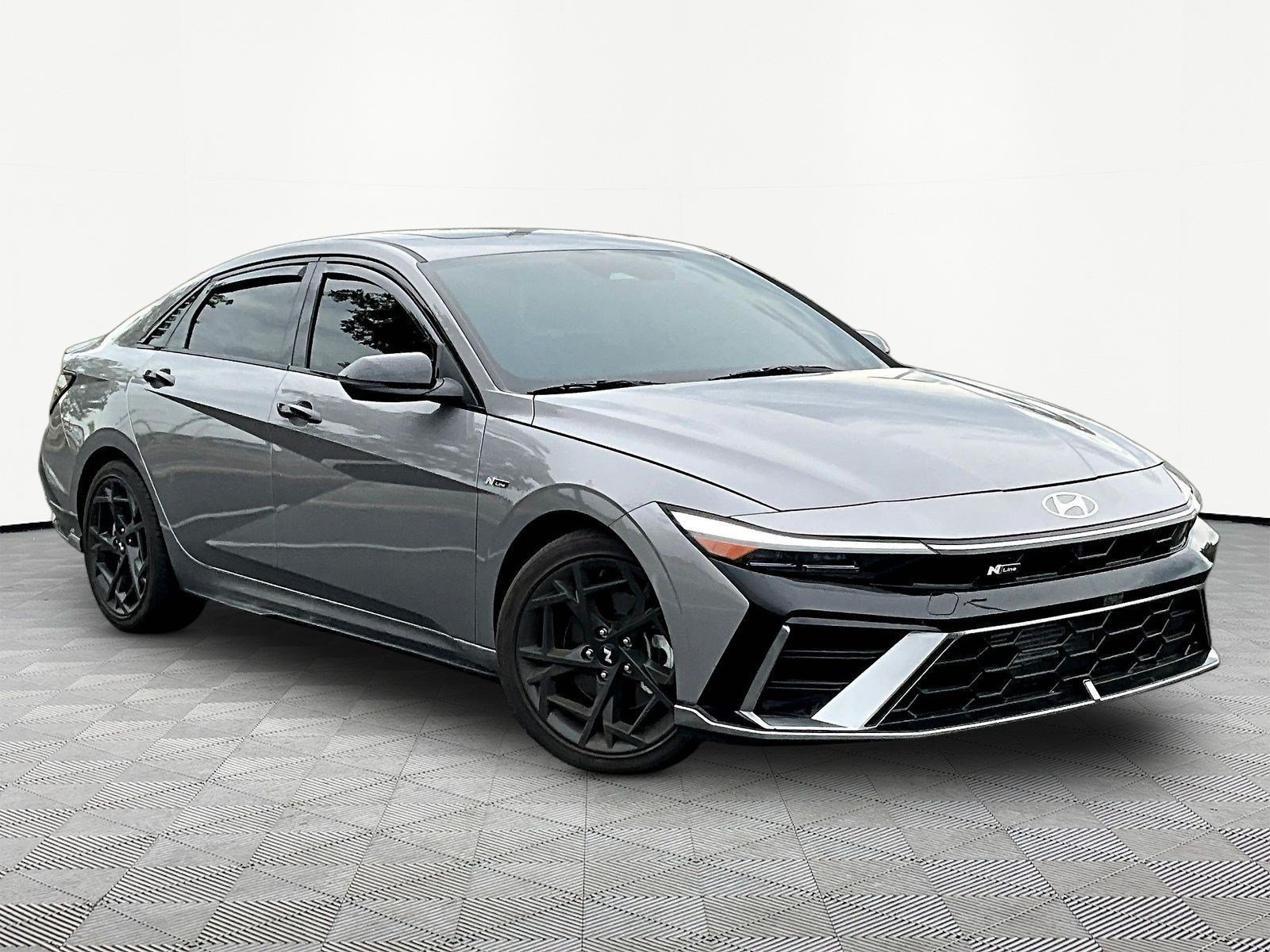 Used 2025 Hyundai Elantra N Line FWD image 3