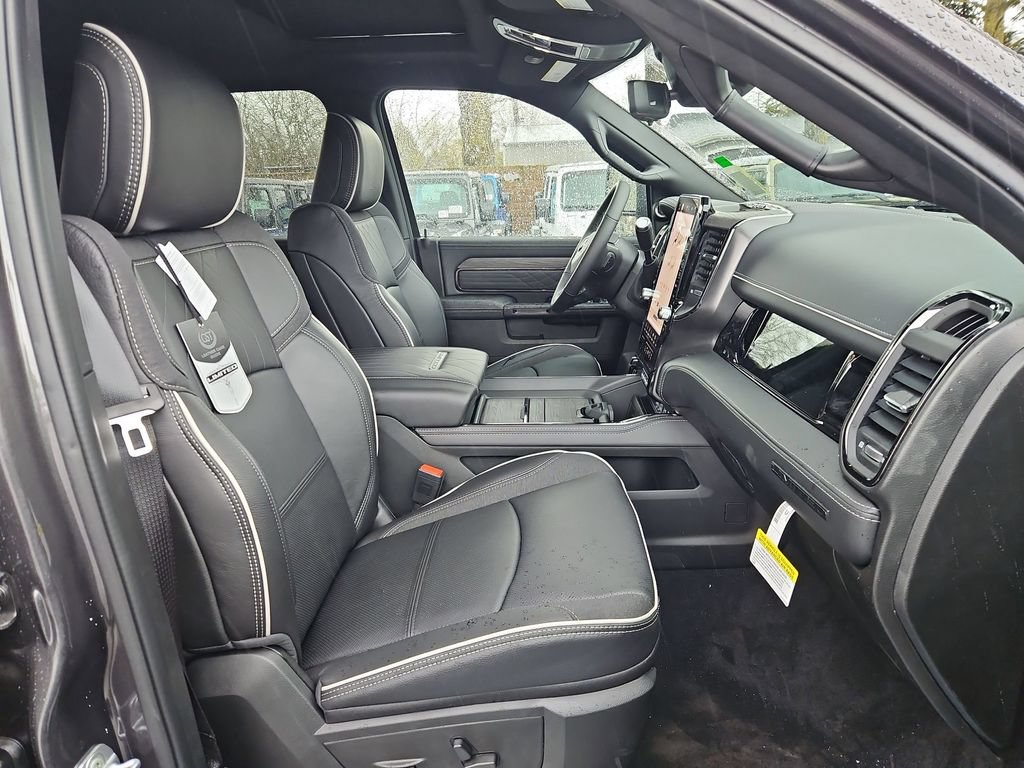 New 2026 RAM 2500 Limited AWD/4WD image 16