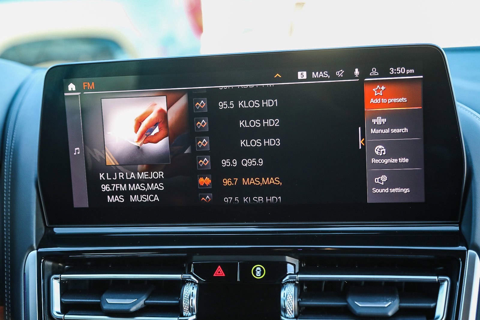 Used 2025 BMW 840i Convertible w/ Comfort Seating Package image 15