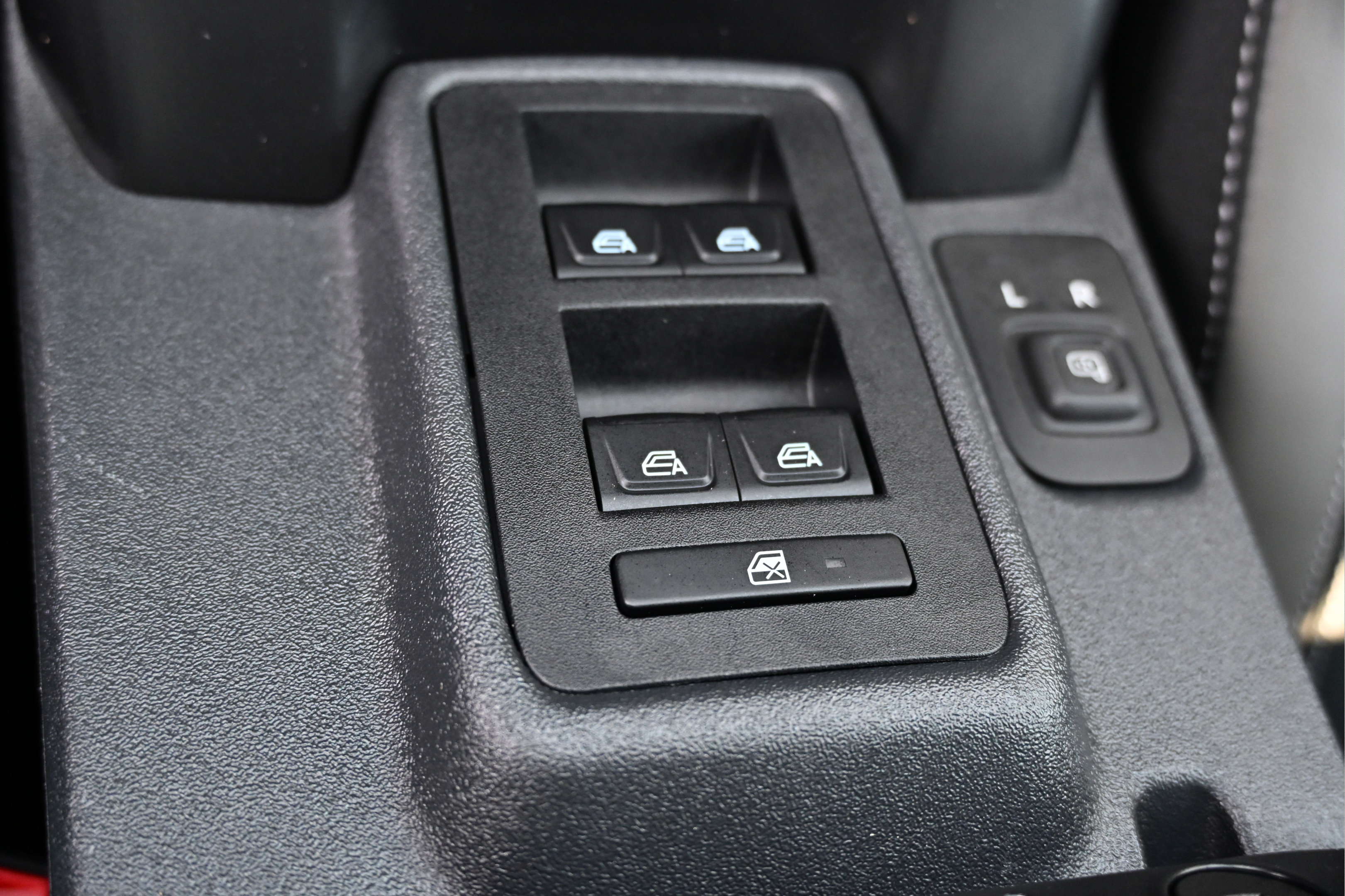 Used 2025 Ford Bronco Outer Banks AWD/4WD image 25