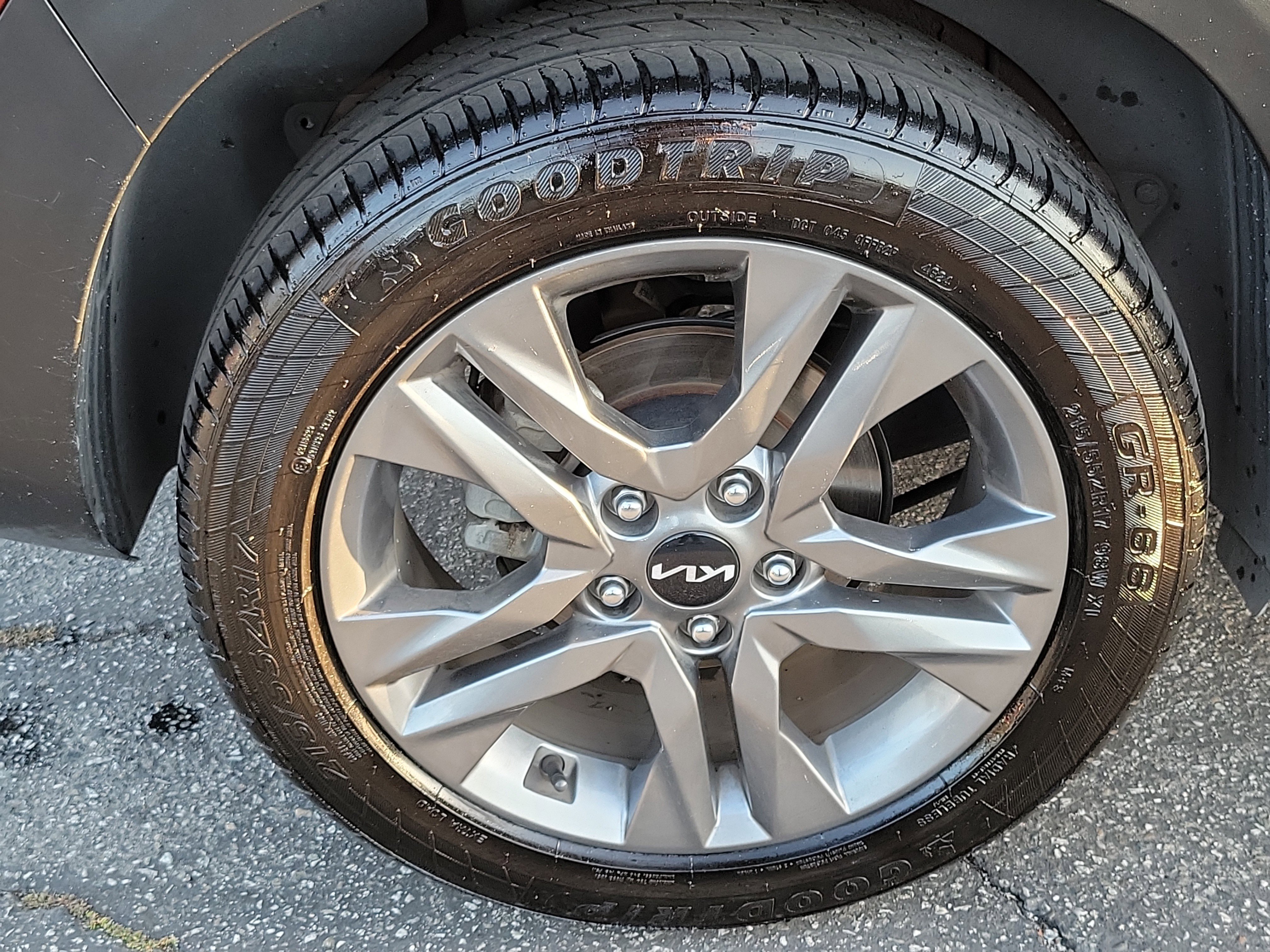 Used 2022 Kia Seltos S FWD image 21