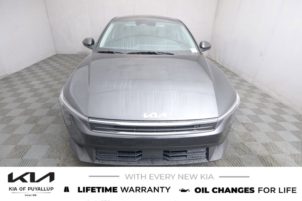 New 2025 Kia K4 LX image 2