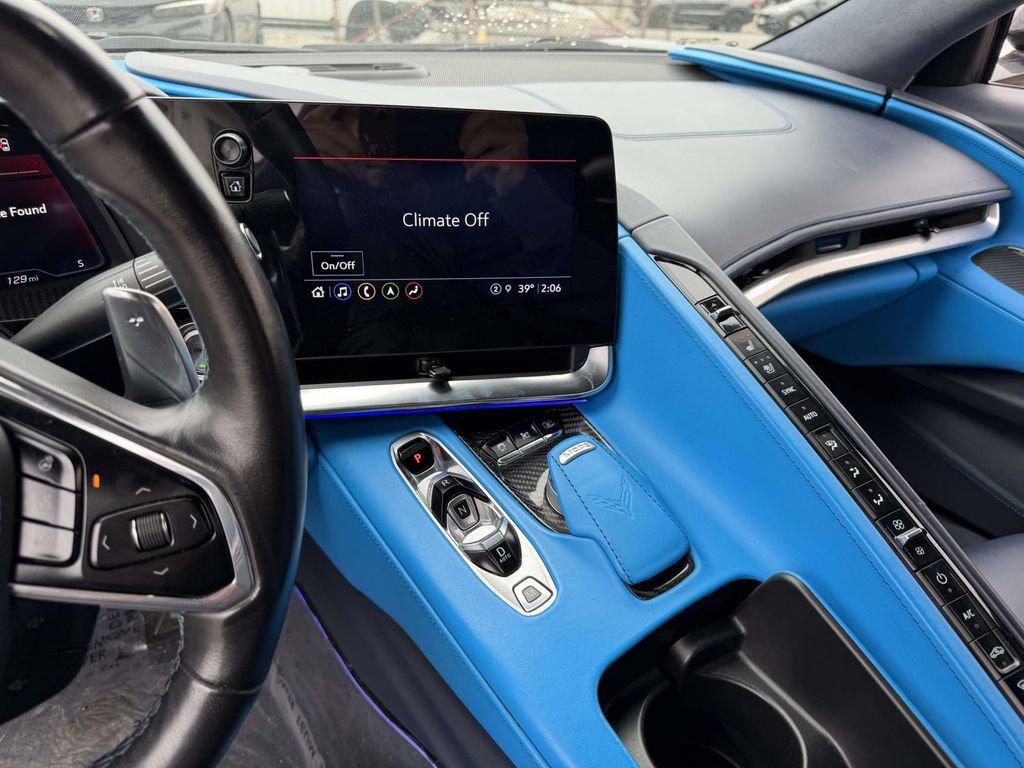 Used 2021 Chevrolet Corvette Stingray Premium Conv w/ Z51 Performance Package image 22