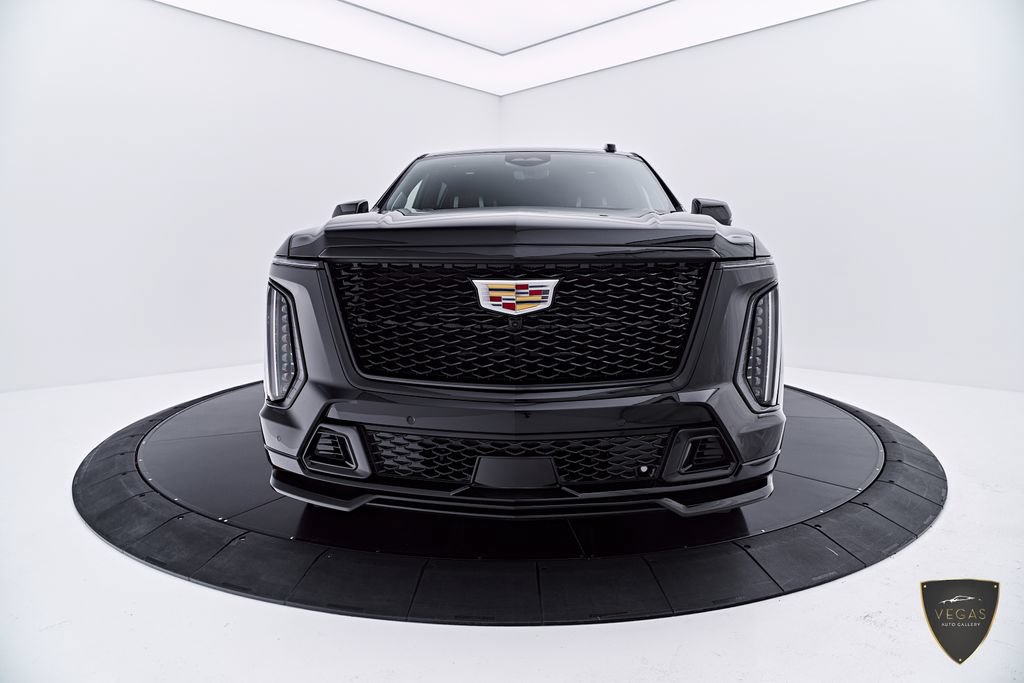 Used 2026 Cadillac Escalade ESV V AWD/4WD image 15