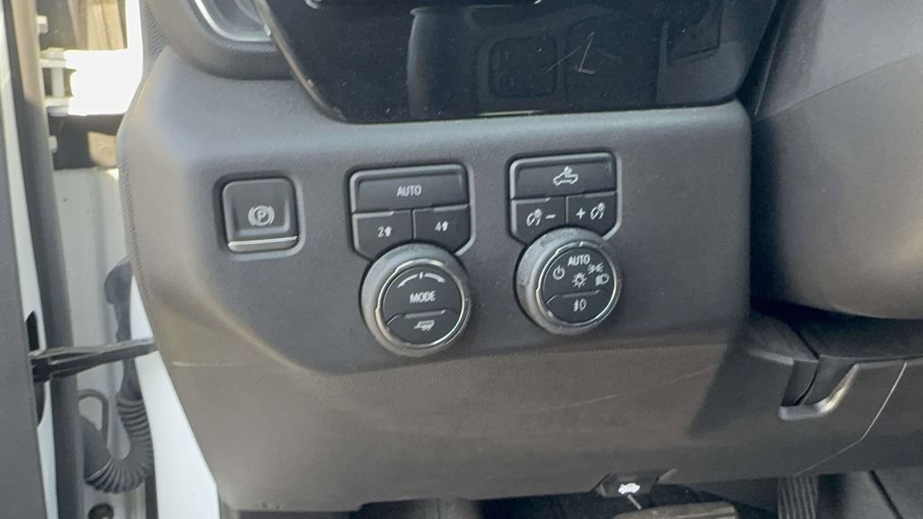 Used 2024 Chevrolet Silverado 1500 RST w/ Protection Package AWD/4WD image 16